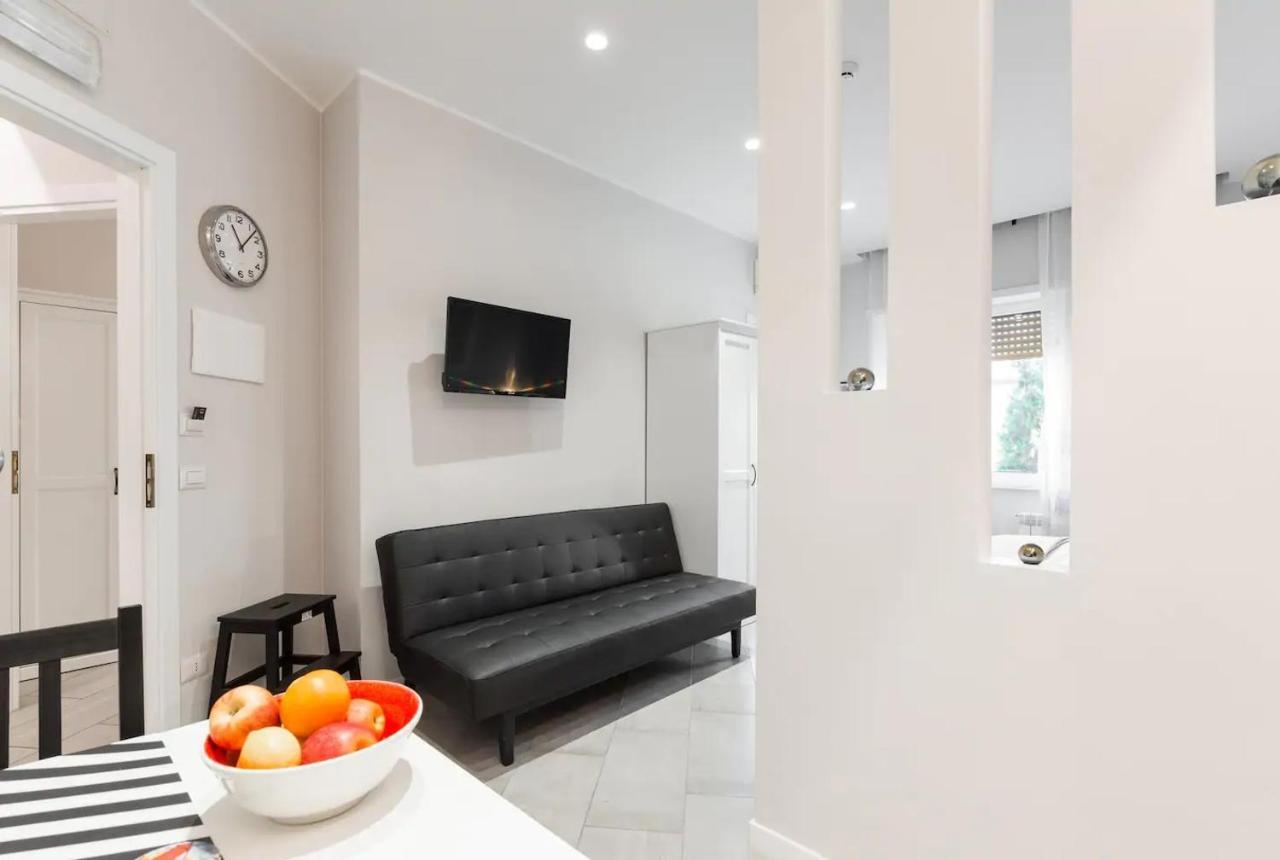 Interno 1 Ciampino Roma Luxury Apartment Con Balcone Luaran gambar