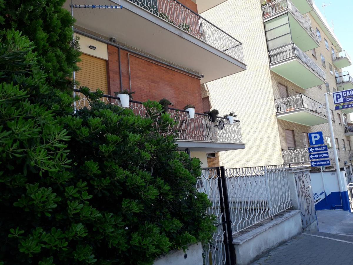 Interno 1 Ciampino Roma Luxury Apartment Con Balcone Luaran gambar