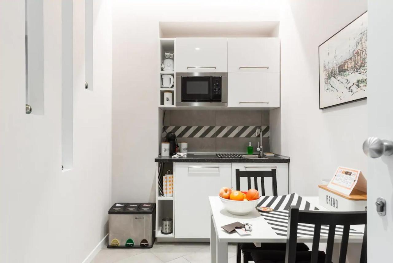 Interno 1 Ciampino Roma Luxury Apartment Con Balcone Luaran gambar